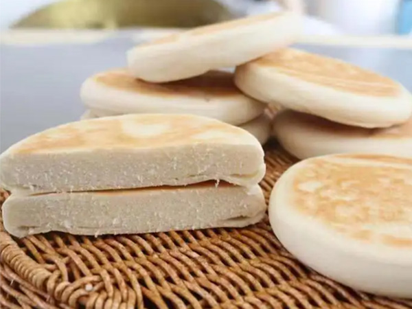 frozen white cake